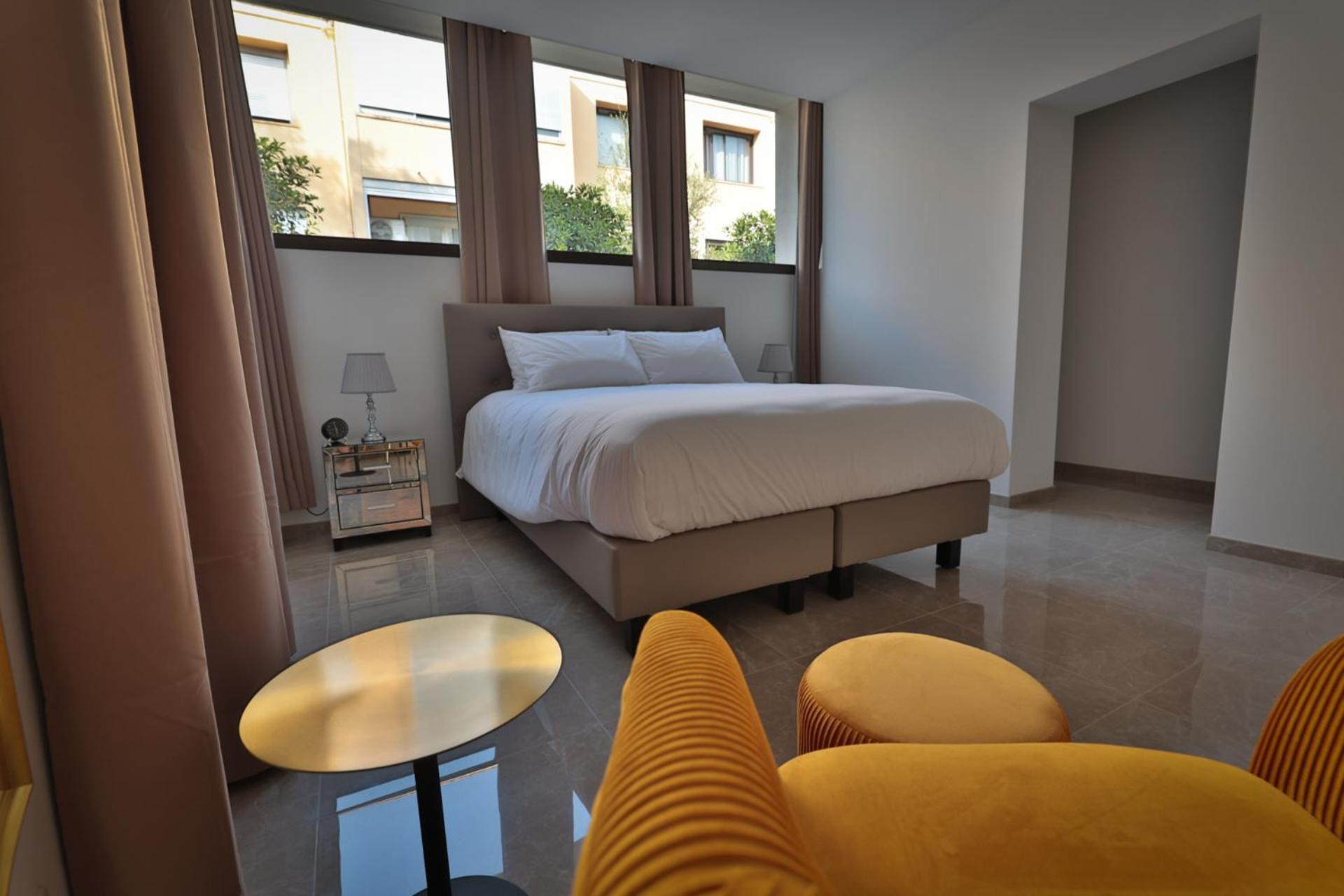 Martini Hotel 4*
